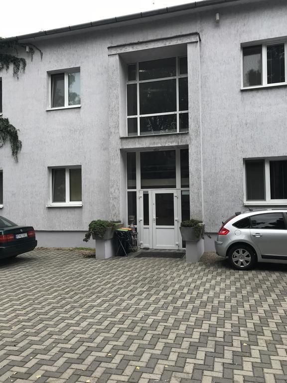 Topoľčany Batavya Penzion מראה חיצוני תמונה